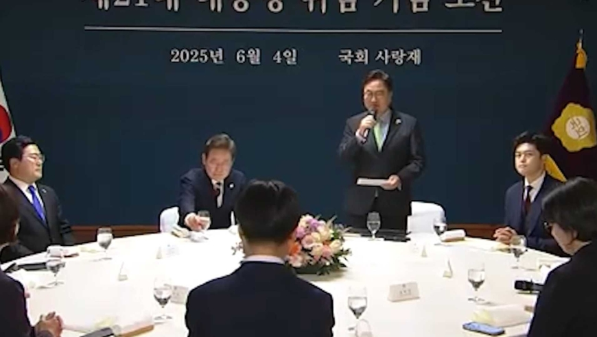 谢娜发文恭喜张杰,香港雷锋232337,多元化方案执行策略_静态版V14.20